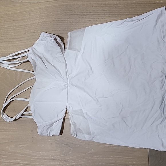 lululemon athletica Tops - Lululemon white tank size 6